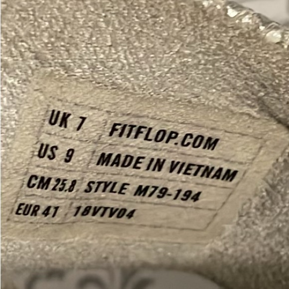 Fitflop Sandals , size 9 - Picture 5 of 11